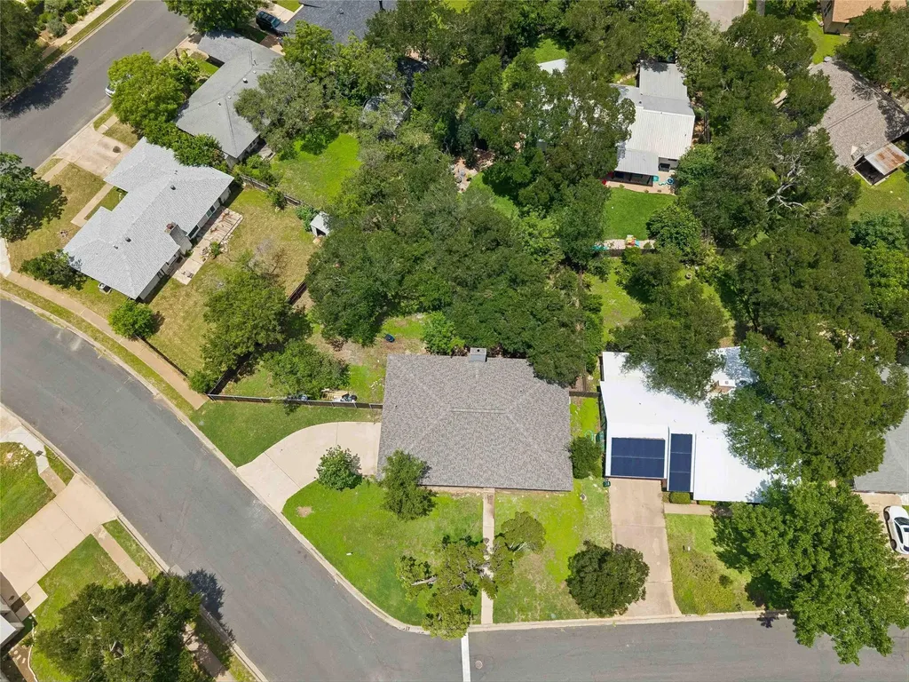 2306 Standish Drive Austin TX 78745