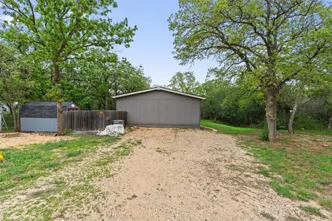137 Scarlet Harts Lane Dale TX 78616