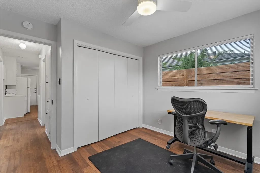 2203 Ventura Drive Austin TX 78741
