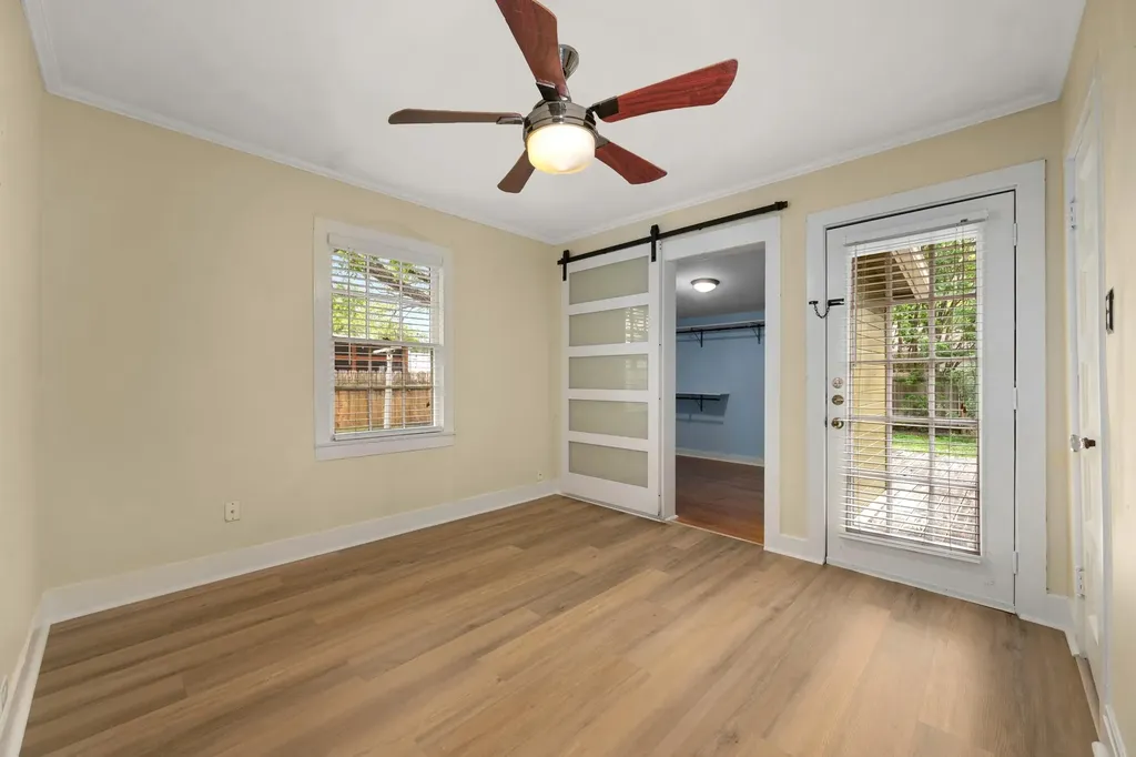 1216 S Myrtle Street Georgetown TX 78626