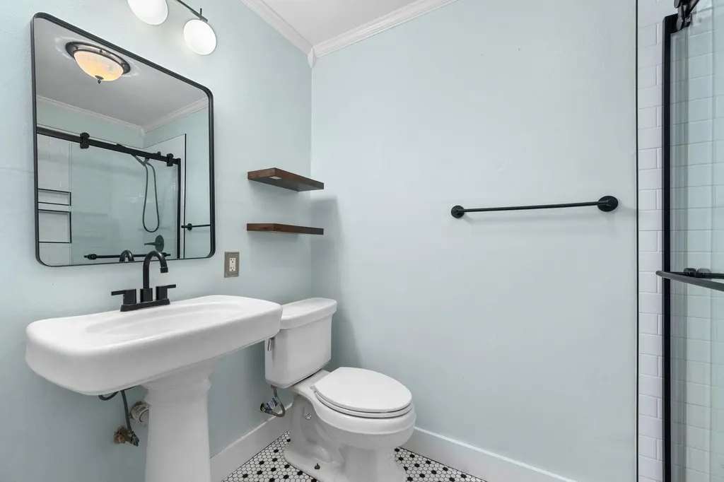 1216 S Myrtle Street Georgetown TX 78626