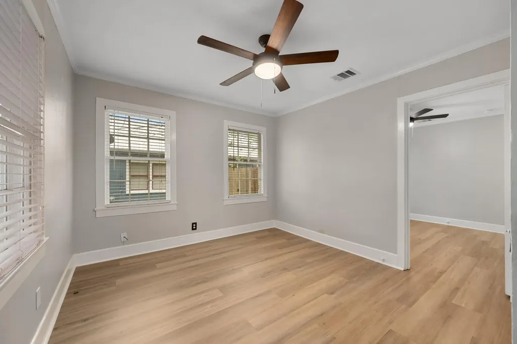 1216 S Myrtle Street Georgetown TX 78626