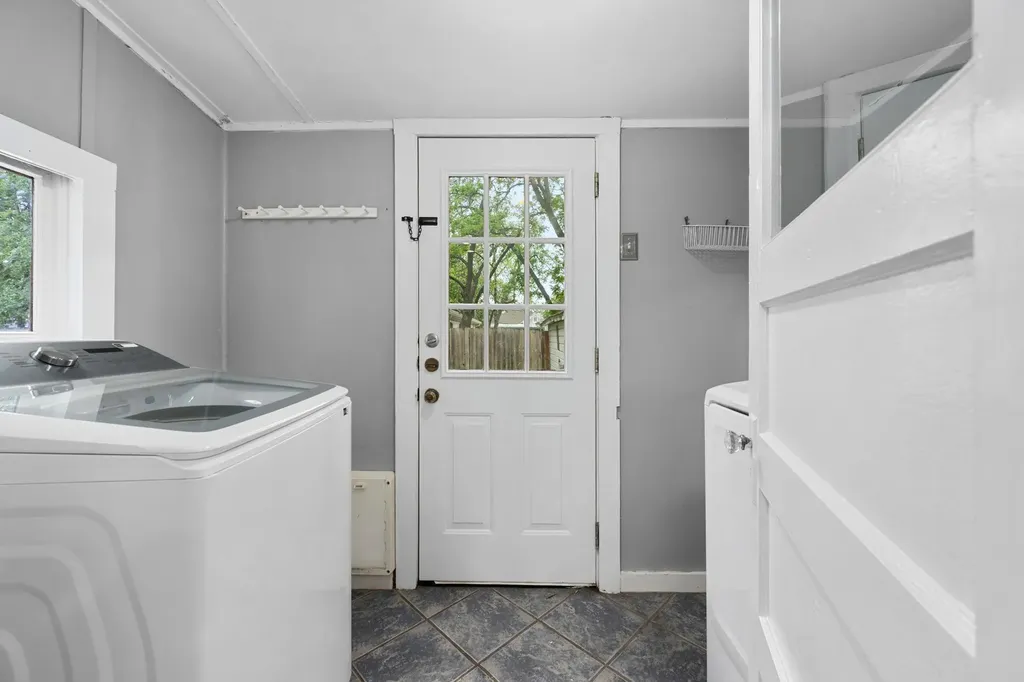 1216 S Myrtle Street Georgetown TX 78626