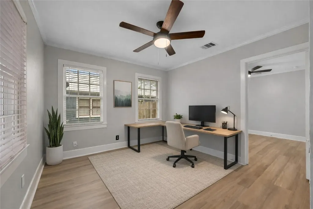1216 S Myrtle Street Georgetown TX 78626