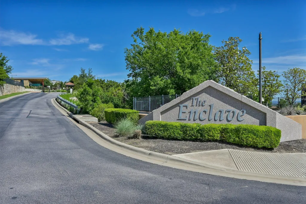 208 Aria Ridge Austin TX 78738