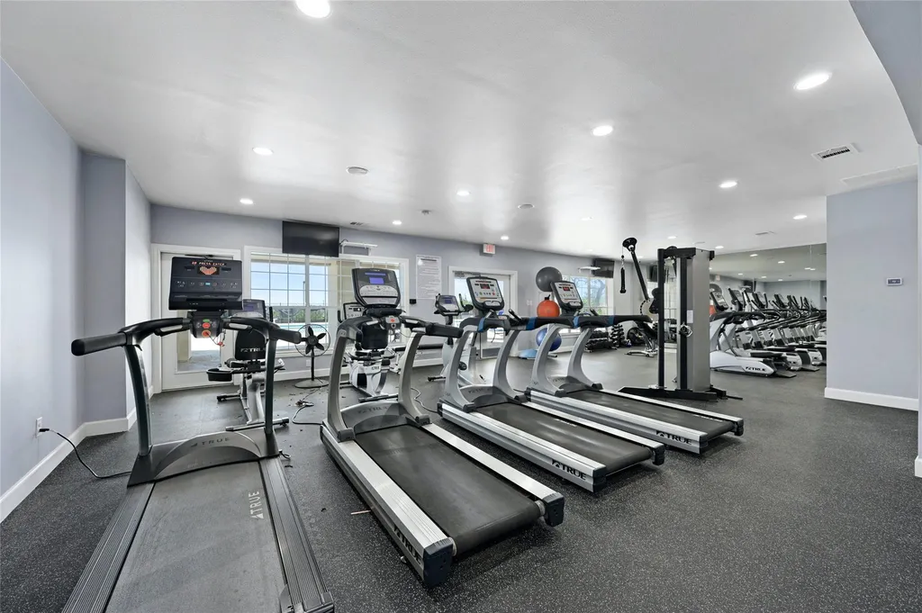 208 Aria Ridge Austin TX 78738