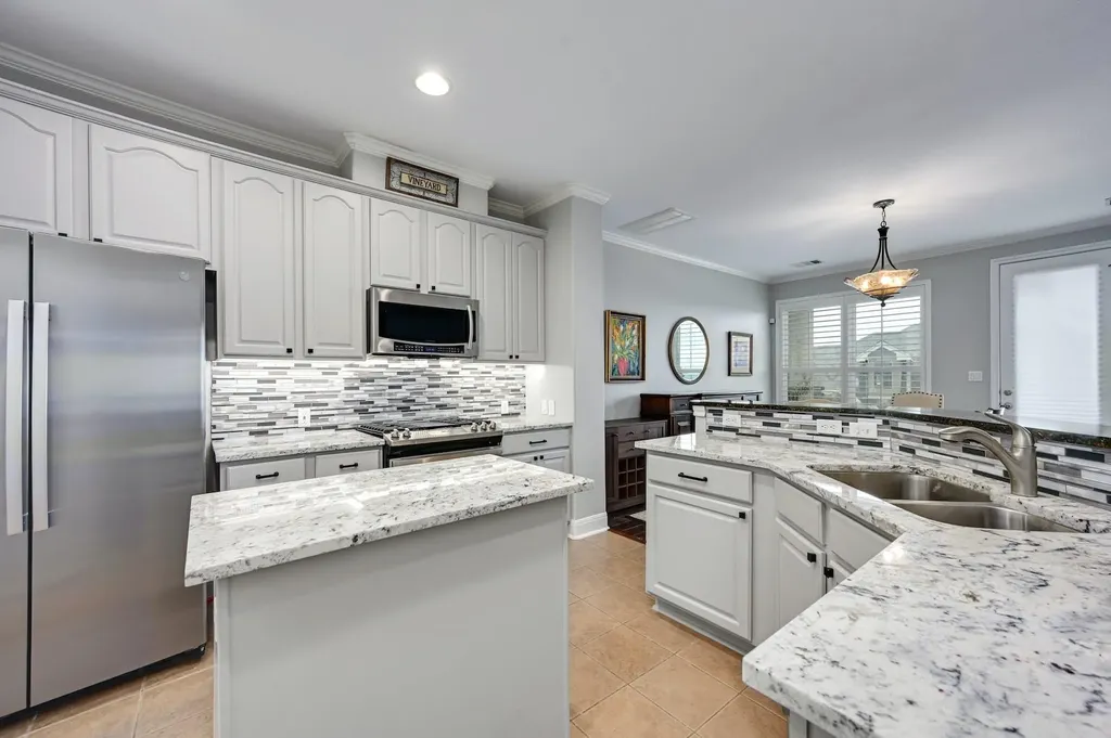 208 Aria Ridge Austin TX 78738