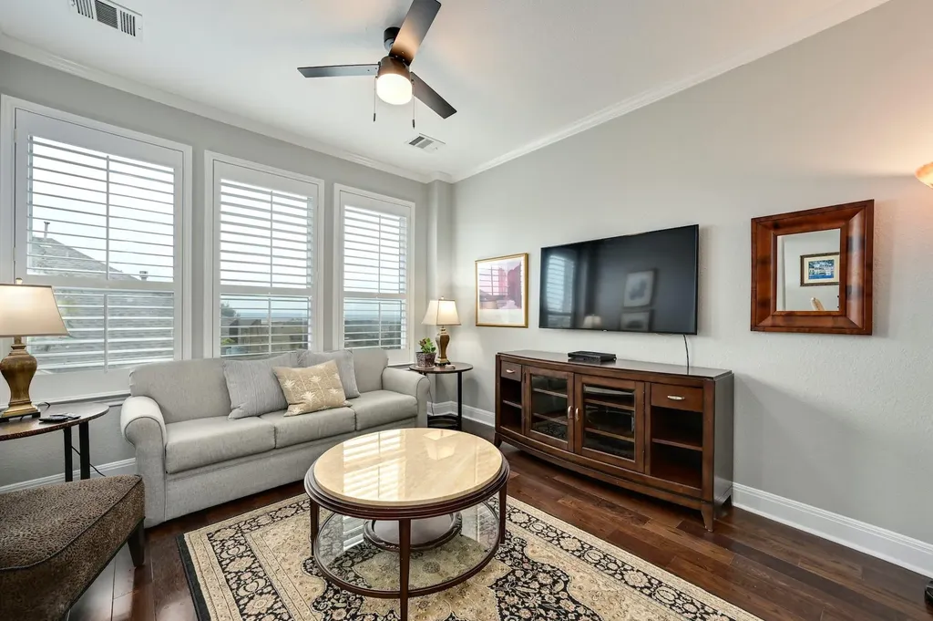 208 Aria Ridge Austin TX 78738