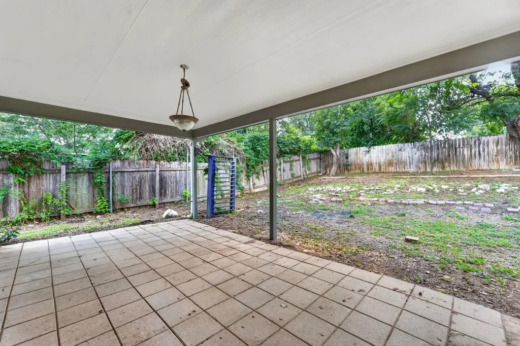 1010 Louise Street Marble Falls TX 78654