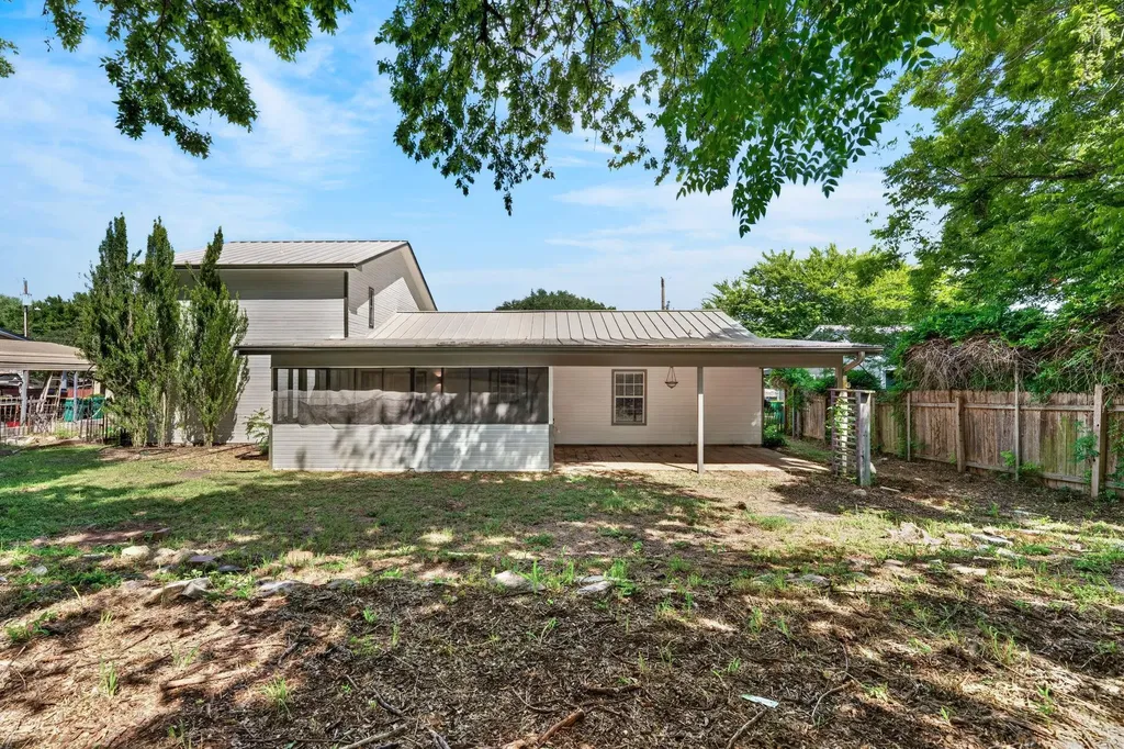 1010 Louise Street Marble Falls TX 78654