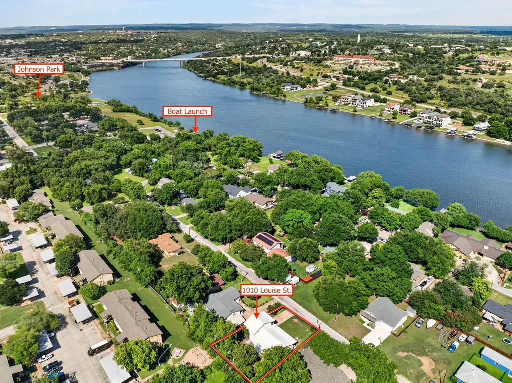 1010 Louise Street Marble Falls TX 78654
