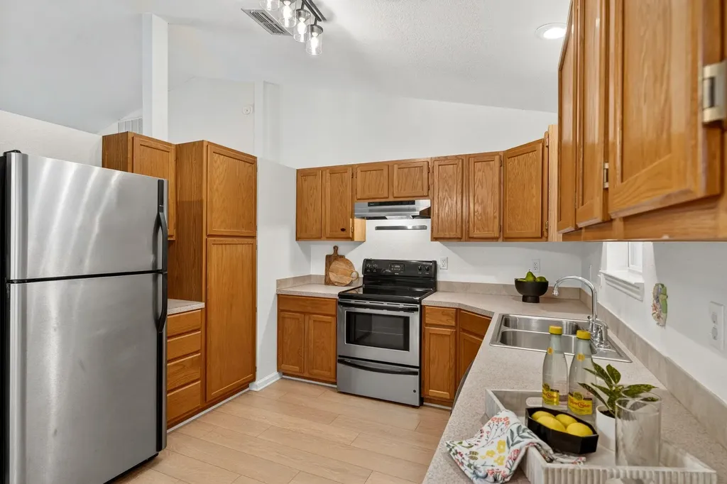 1010 Louise Street Marble Falls TX 78654