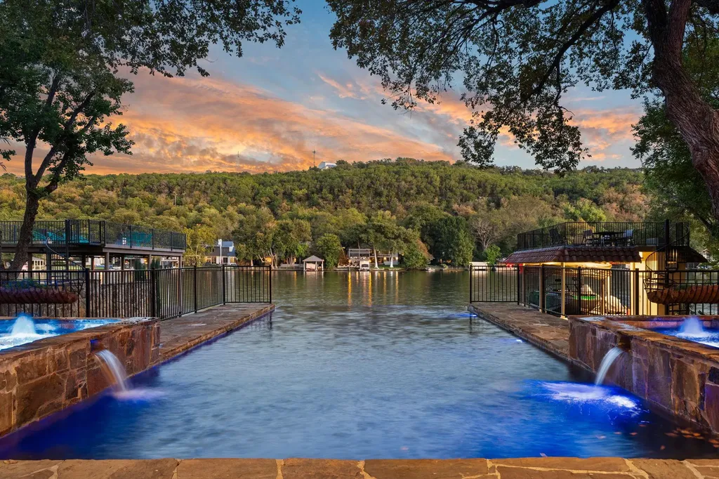 3111 Ski Shores Terrace Austin TX 78730