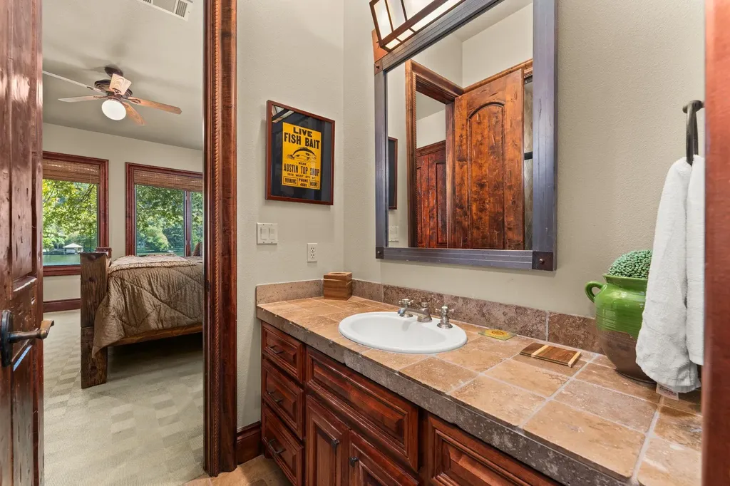 3111 Ski Shores Terrace Austin TX 78730