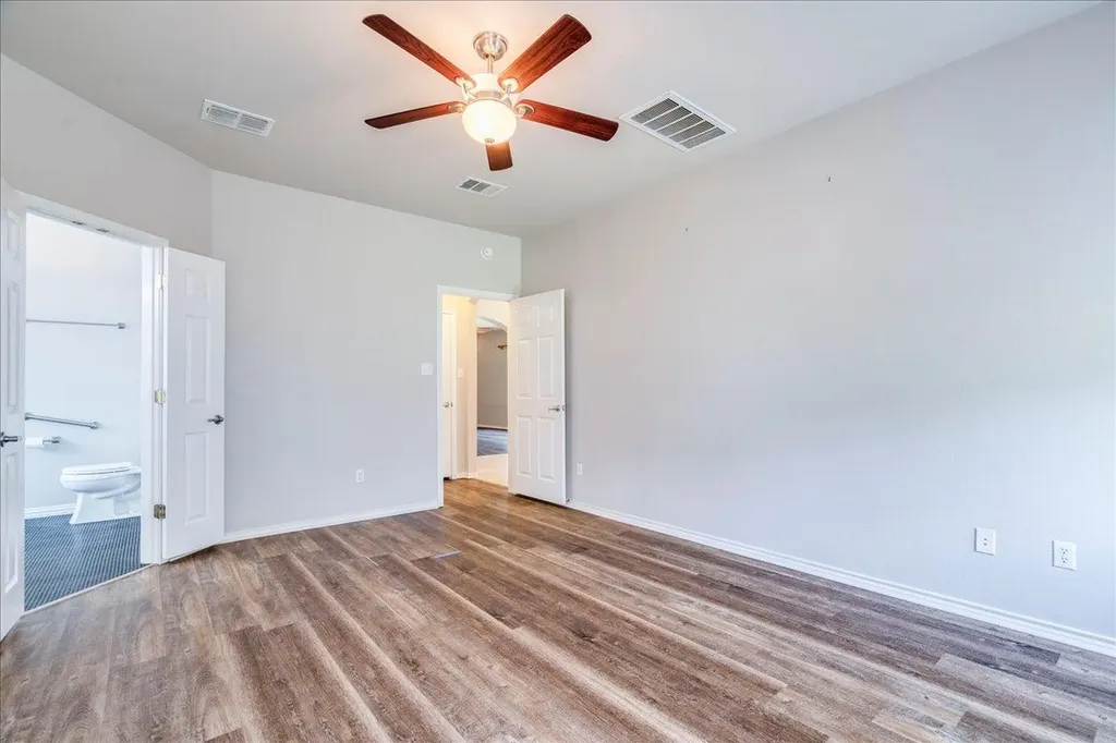 239 Dark Horse Lane Buda TX 78610