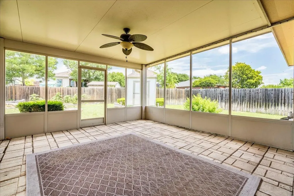 239 Dark Horse Lane Buda TX 78610