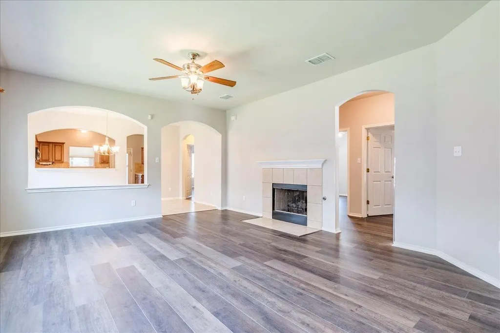 239 Dark Horse Lane Buda TX 78610