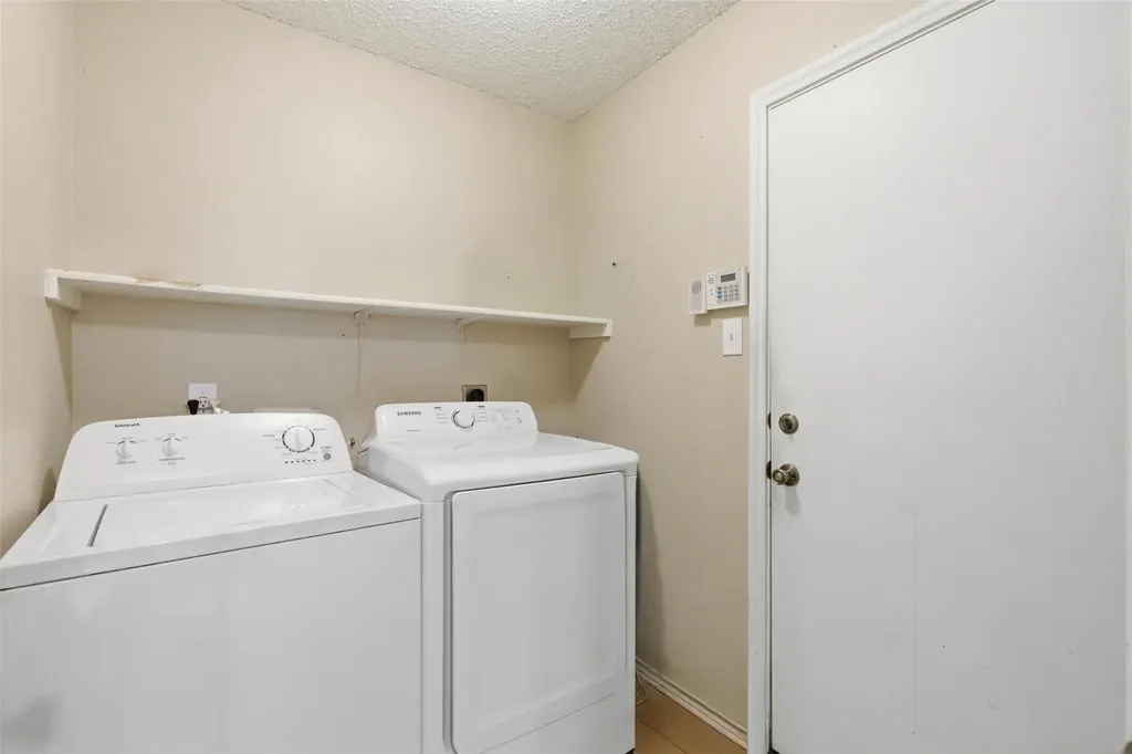 2900 Donnell Drive Round Rock TX 78664