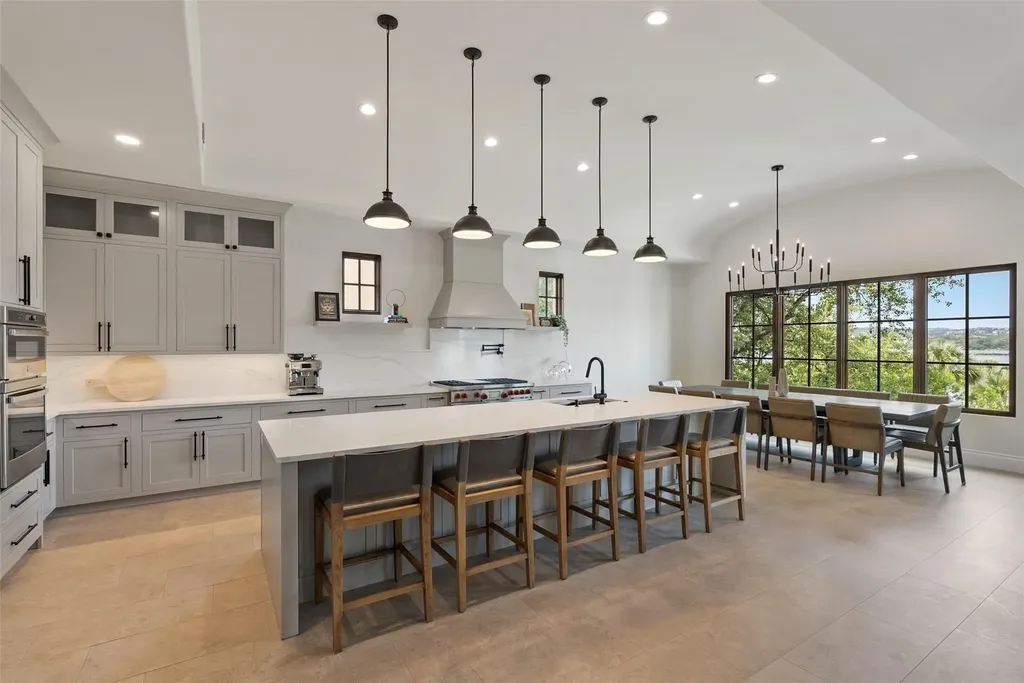 16714 Forest Way Austin TX 78734