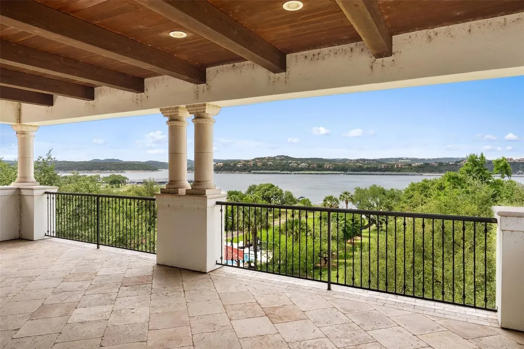 16714 Forest Way Austin TX 78734