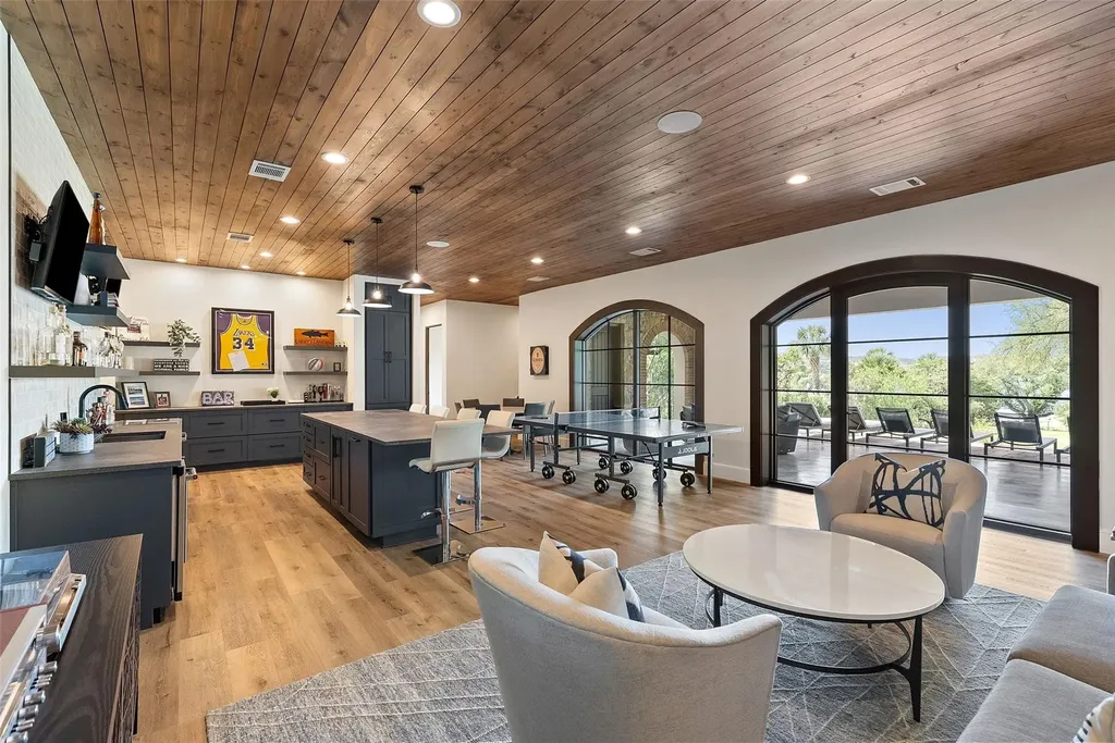 16714 Forest Way Austin TX 78734