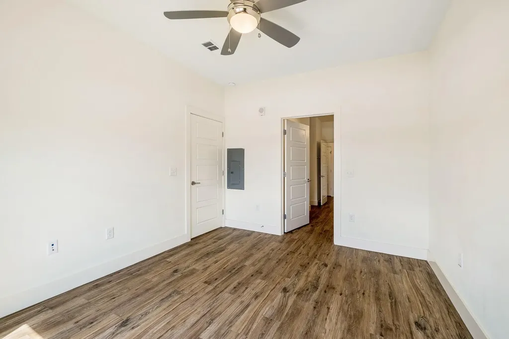 6444 Burnet Road Austin TX 78757