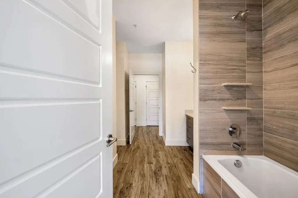 6444 Burnet Road Austin TX 78757