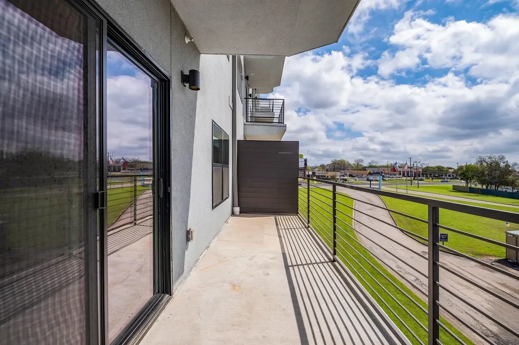 6444 Burnet Road Austin TX 78757