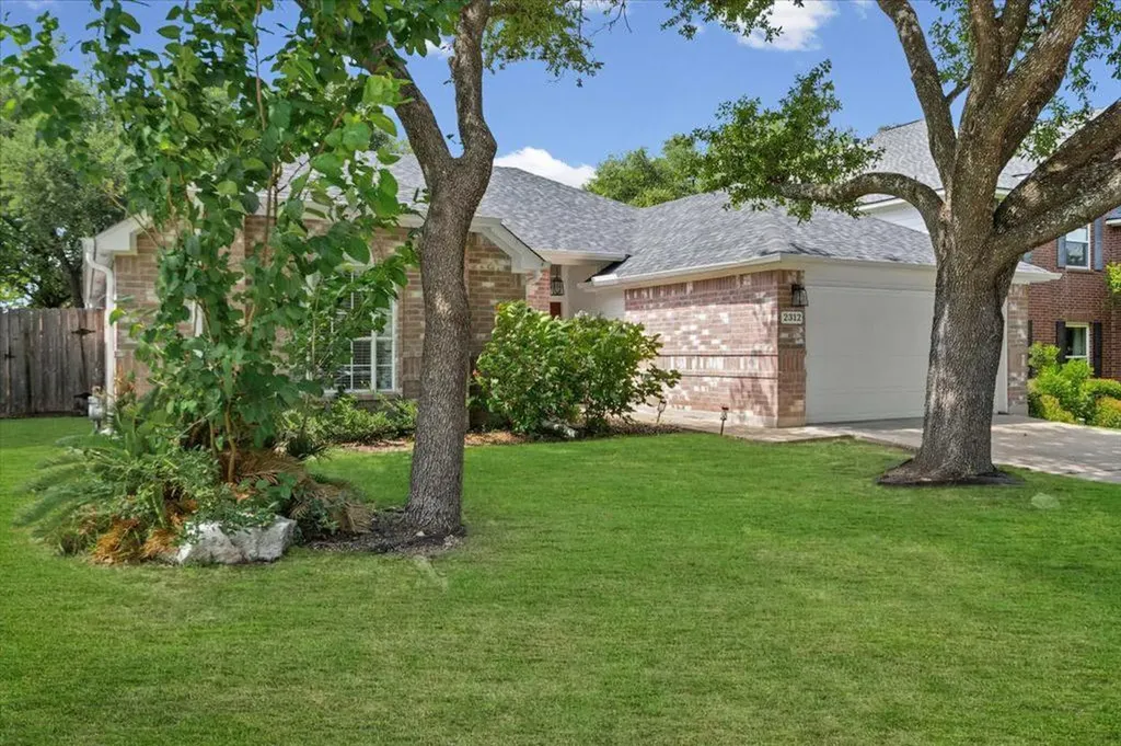 2312 Mockingbird Drive Round Rock TX 78681