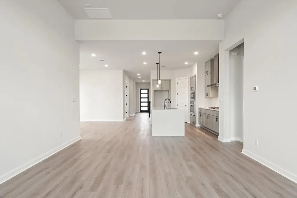 10732 Worth Lane Manor TX 78653