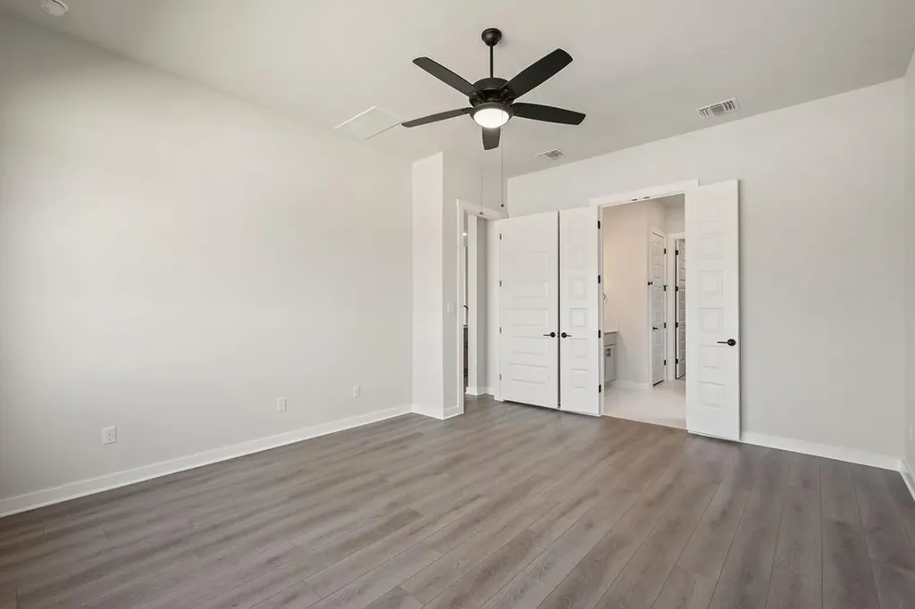 10732 Worth Lane Manor TX 78653