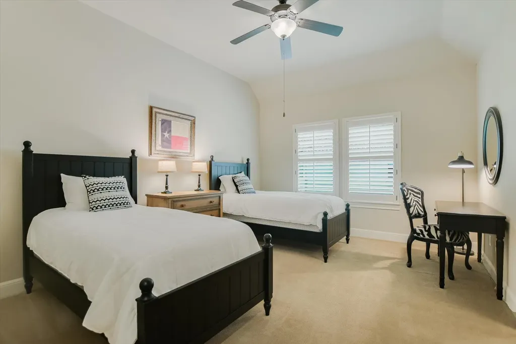 2210 University Club Drive Austin TX 78732