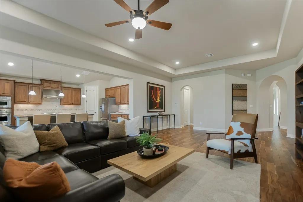 2210 University Club Drive Austin TX 78732