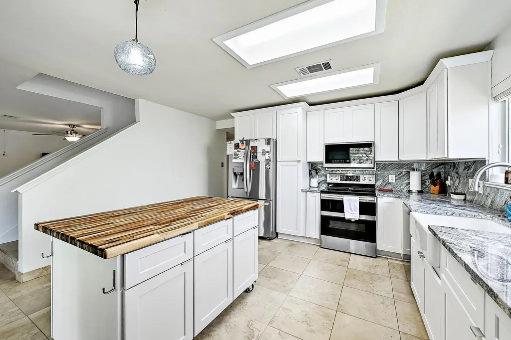 1061 London Lane Georgetown TX 78626