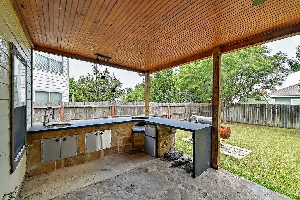 1061 London Lane Georgetown TX 78626