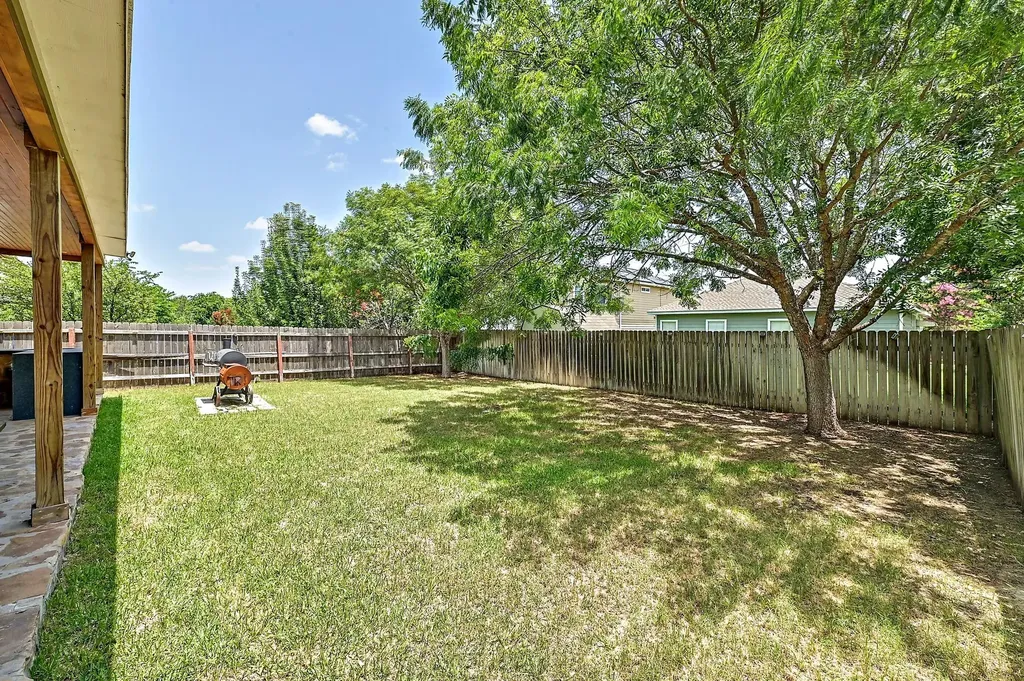 1061 London Lane Georgetown TX 78626