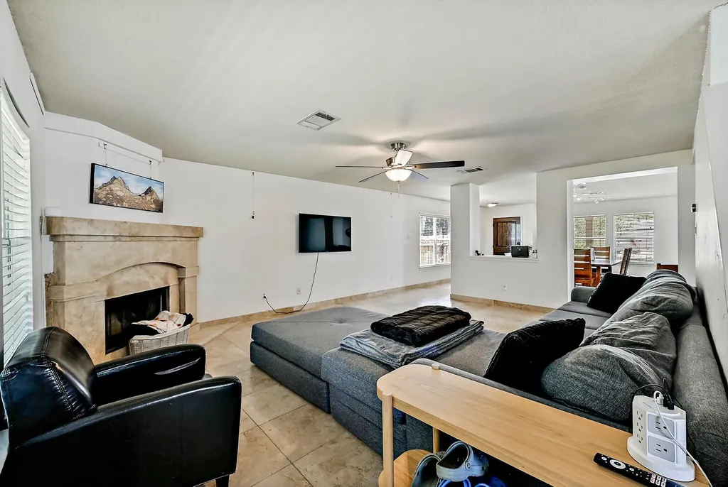 1061 London Lane Georgetown TX 78626