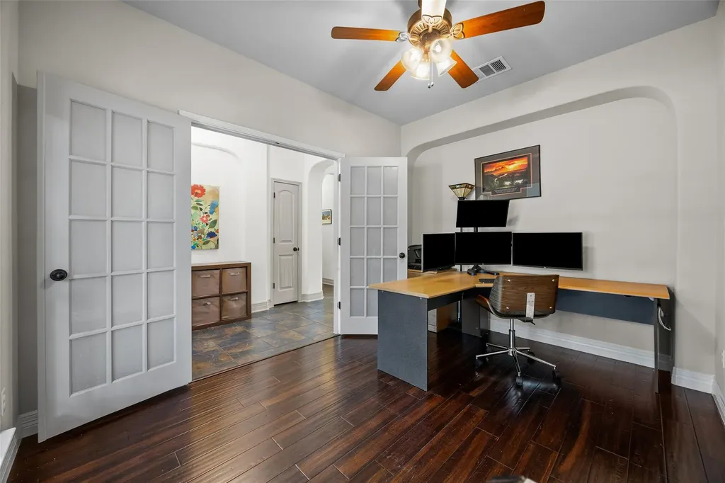 8000 Alophia Drive Austin TX 78739