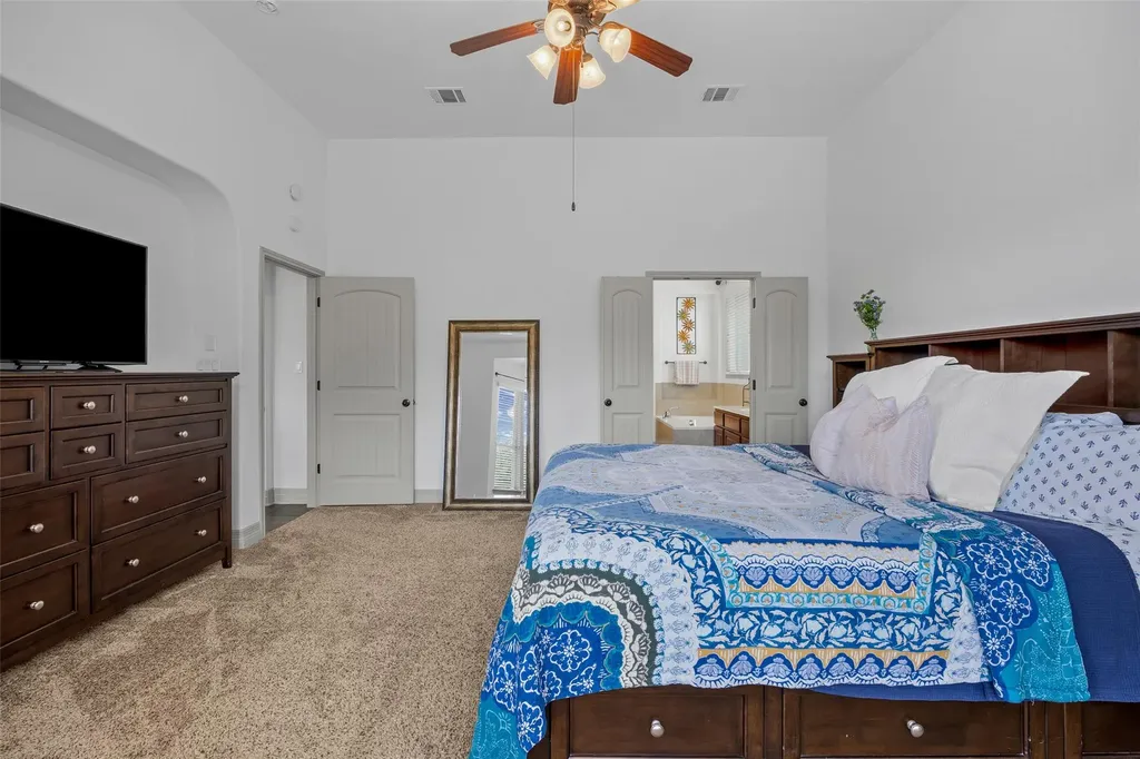 8000 Alophia Drive Austin TX 78739