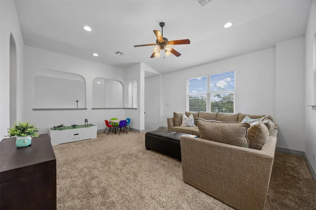 8000 Alophia Drive Austin TX 78739