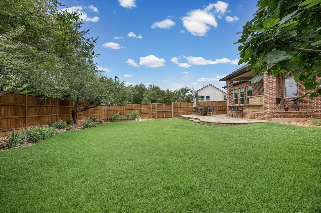 8000 Alophia Drive Austin TX 78739