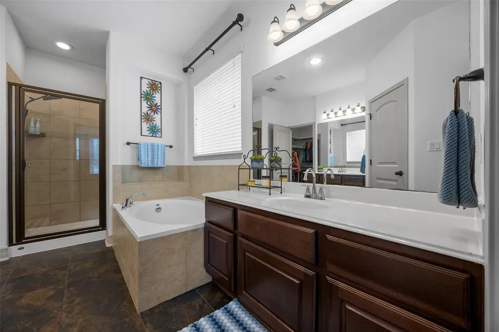 8000 Alophia Drive Austin TX 78739