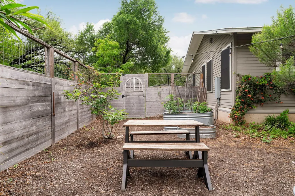 3707 Mcneil Drive Austin TX 78727