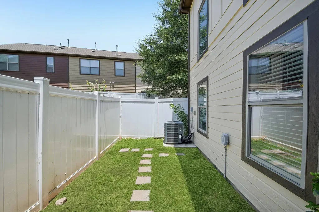 11116 Bright Leaf Terrace Austin TX 78748