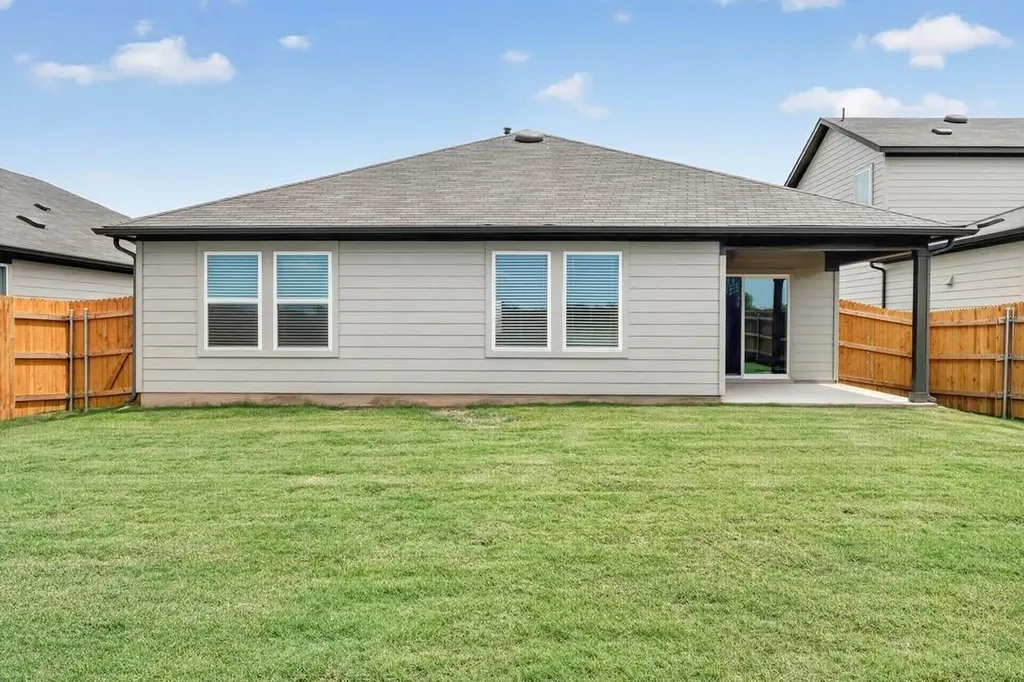 14129 Axel Johanson Drive Del Valle TX 78617