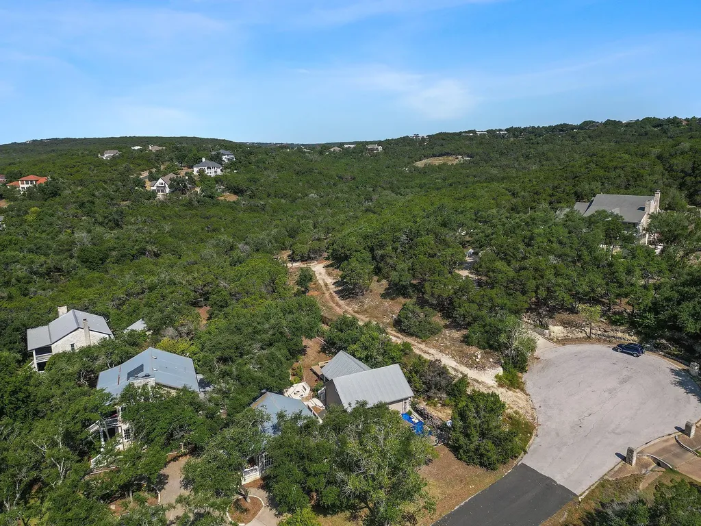 6002 Lost Trail Cove Austin TX 78730