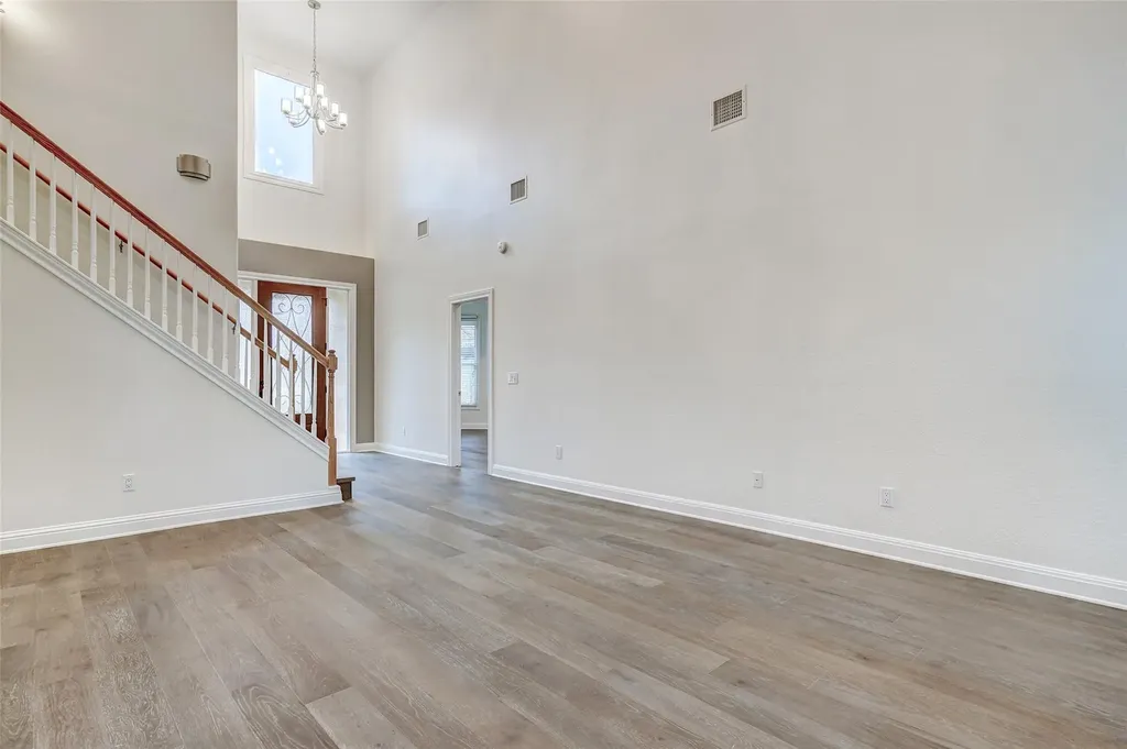 101 Mallet Court Austin TX 78737