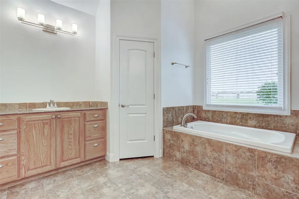 101 Mallet Court Austin TX 78737