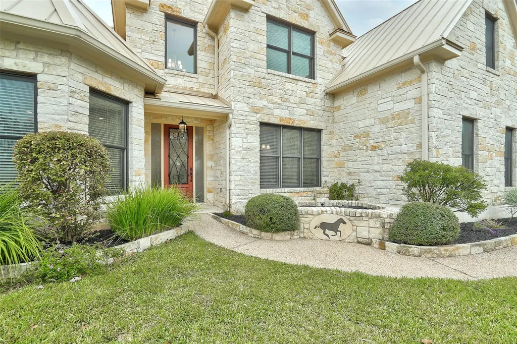 101 Mallet Court Austin TX 78737