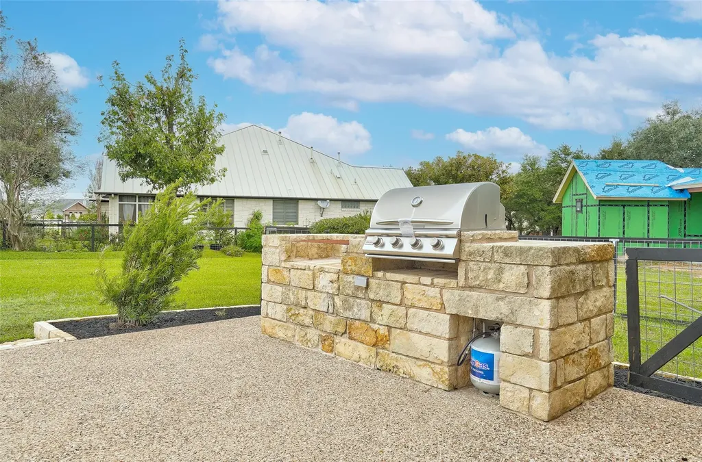 101 Mallet Court Austin TX 78737